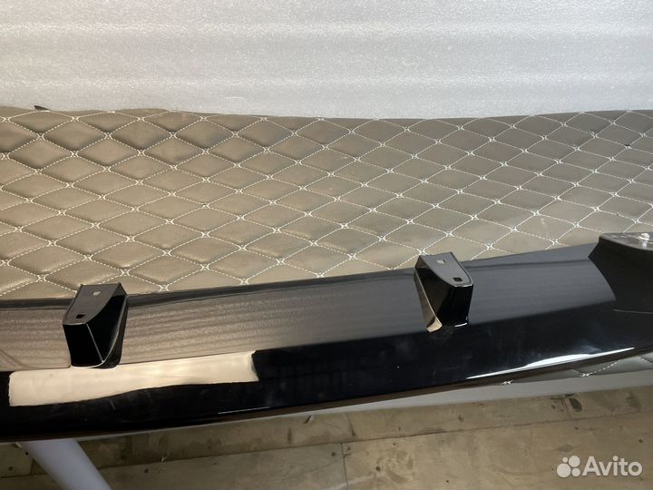 Сплиттер BMW X7 G07