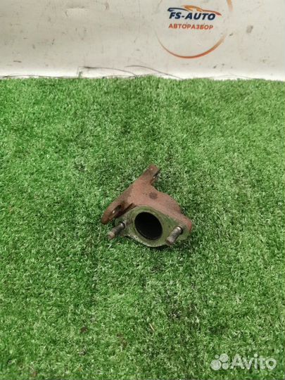 Крепление клапана EGR Kia Sportage 2 SUV 2.0 crdi