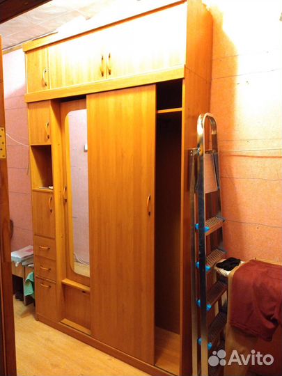 Продам шкаф