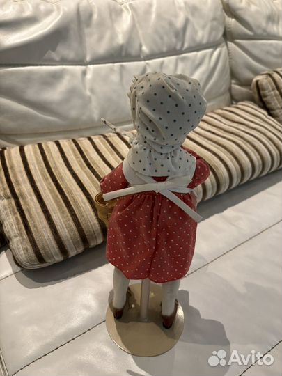 Кукла фарфоровая коллекционная Norman Rockwell