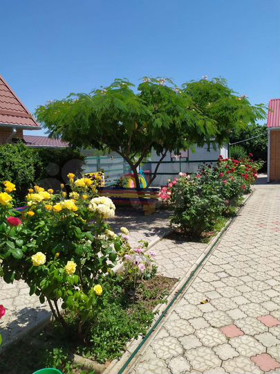 Гостиница, 140 м²