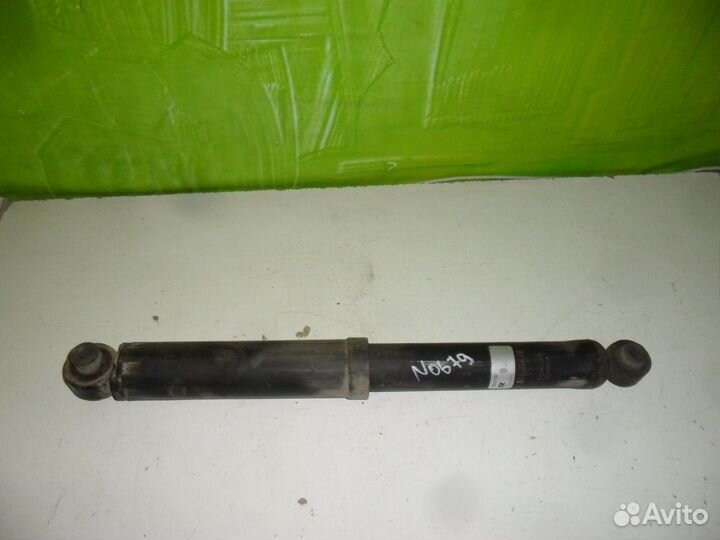 Амортизатор задний Nissan Qashqai J10 X-Trail T31