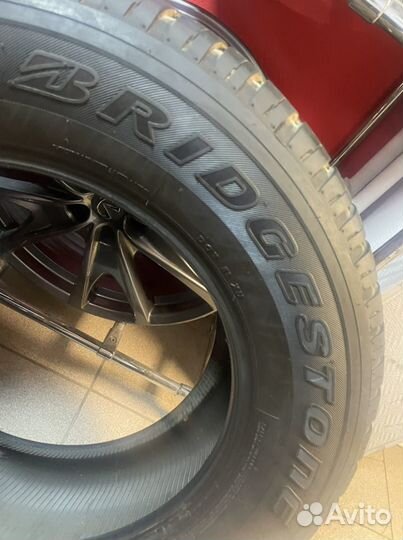 Bridgestone Dueler A/T 693 III 285/60 R18 116V