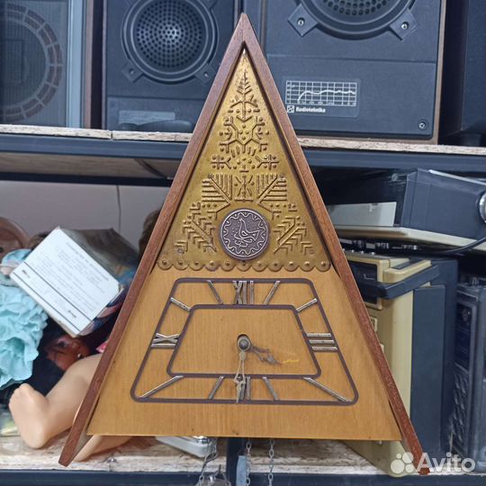 Часы настенные Маяк Шалаш с кукушкой (сзр)