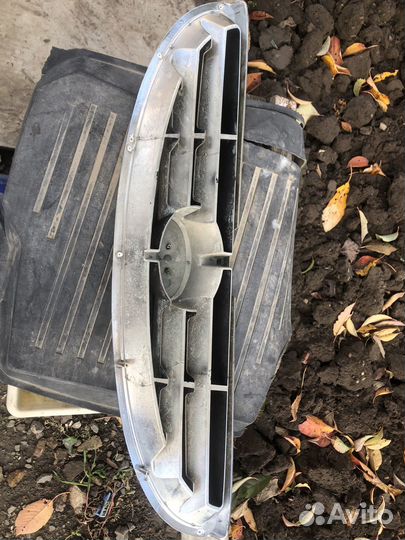 Решетка радиатора на hyundai accent