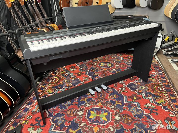 Цифровое пианино + чехол