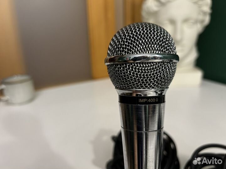 Студийные микрофоны AKG, LG, Philips