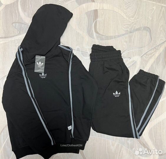 Спортивные костюмы Аdidas двойки