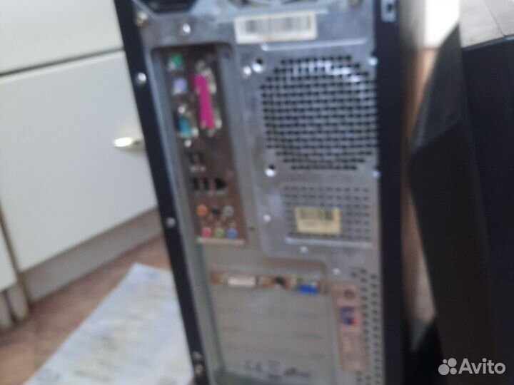 Компьютер и монитор