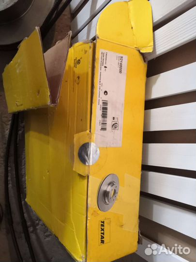 Тормозные диски задние на Lexus gs