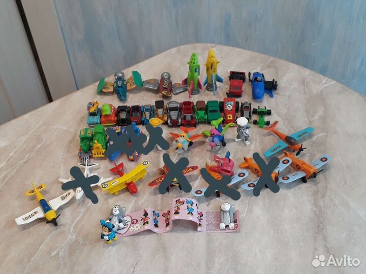 Киндер сюрприз, 90е Машинки поезда самолеты