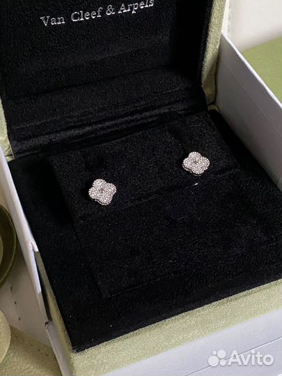 Серьги пусеты Van Cleef