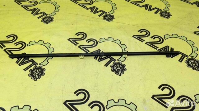 Молдинг стекла (на дверь) задний правый Subaru