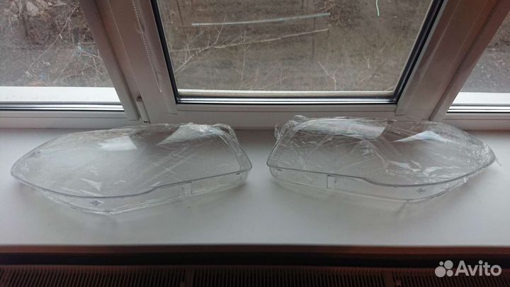 Стекла фар бмв F10 F18 новые
