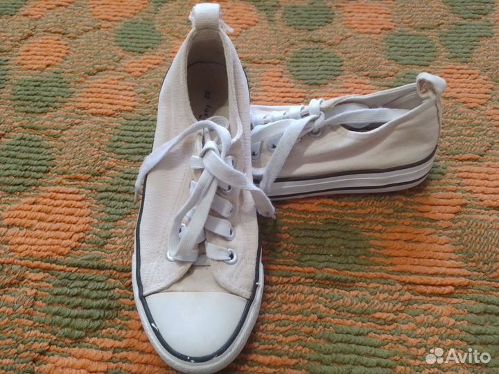 Продаю пакетом.Обувь для девочки 31- 32р. р