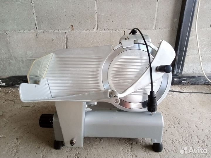 Ломтерезка 300 SL слайсер