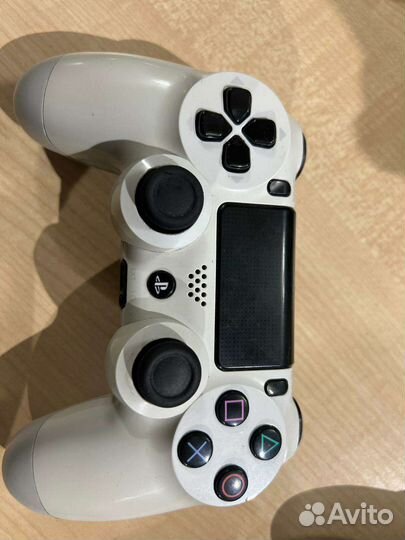 Геймпад PS4, в наличии 5 шт