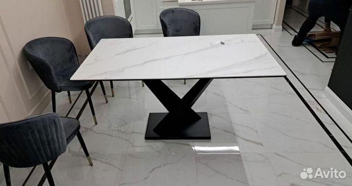 Стол повашимразмерам SVR-43034