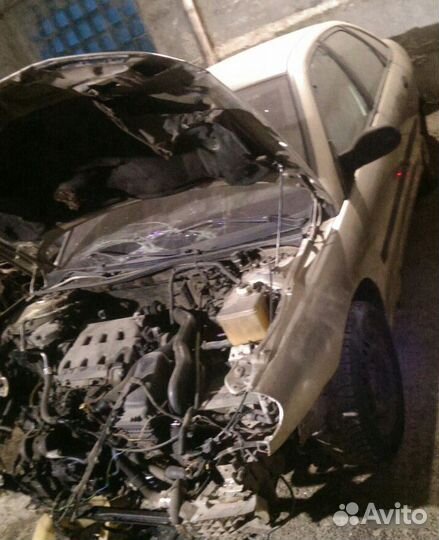 Перед разбит Рено лагуна 1, 2.2 дизель МКПП