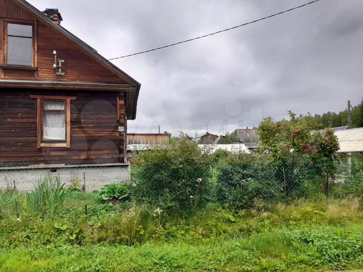 Дача 30 м² на участке 6 сот.