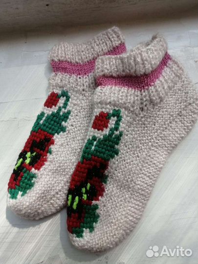 Носочки ручной вязки