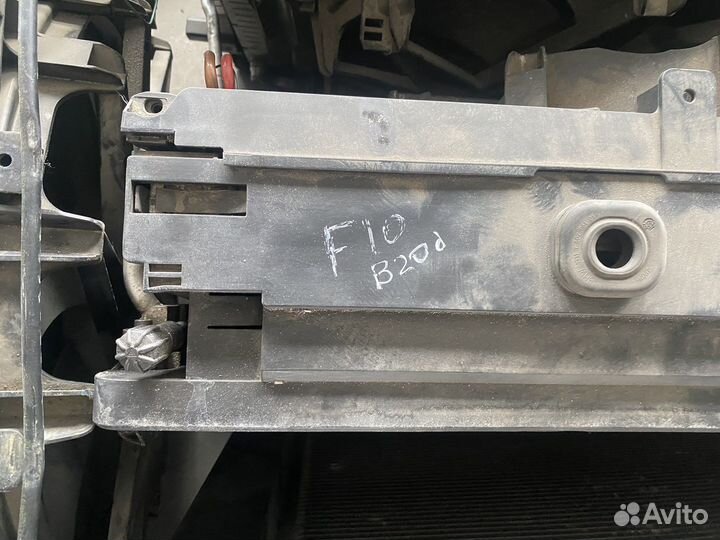 Кассета радиатора BMW F10