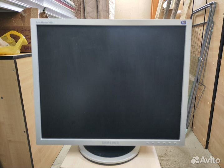 Монитор samsung syncmaster 940n