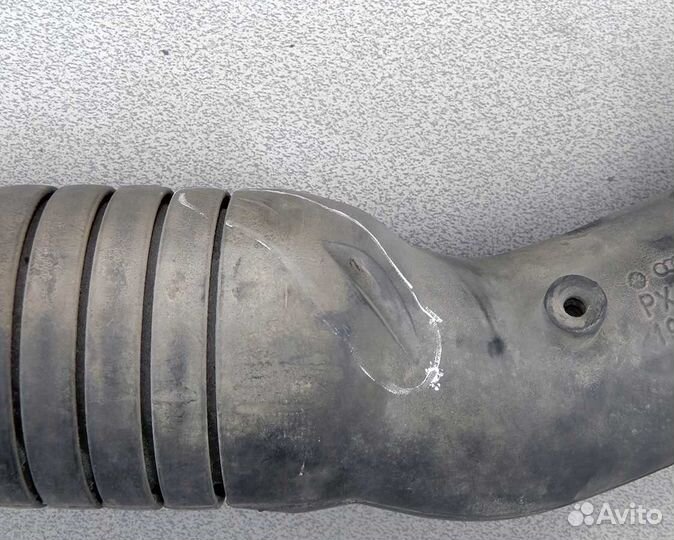 Патрубок воздушный Seat Toledo 1