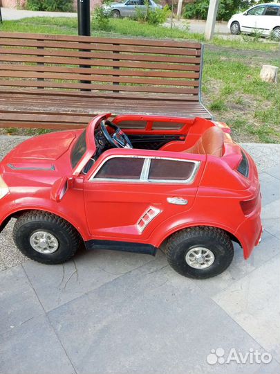 Детский электромобиль бу