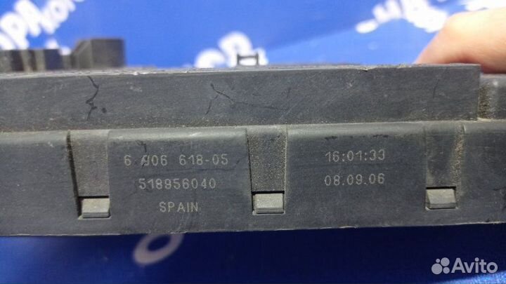 Блок предохранителей салона Bmw E60 седан N52B30