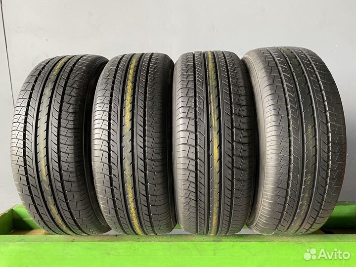 Yokohama dB Decibel E70 215/55 R17