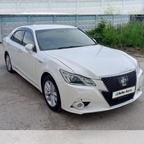 Toyota Crown 2.5 CVT, 2014, 147 000 км, с пробегом, цена 2 275 000 руб.