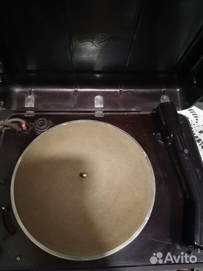 Электропроигрыватель СССР в чемоданчике