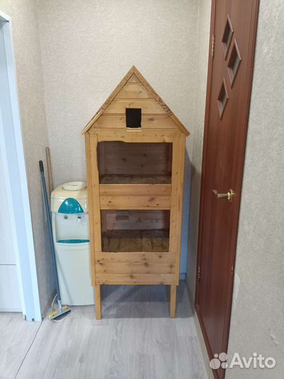 Клетка для грызунов и 3х эт. деревянный домик