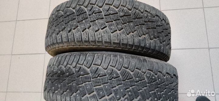 Continental IceContact 2 215/60 R16