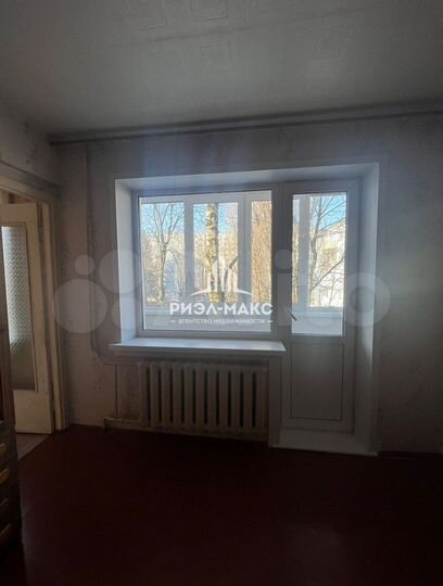 3-к. квартира, 49 м², 3/5 эт.