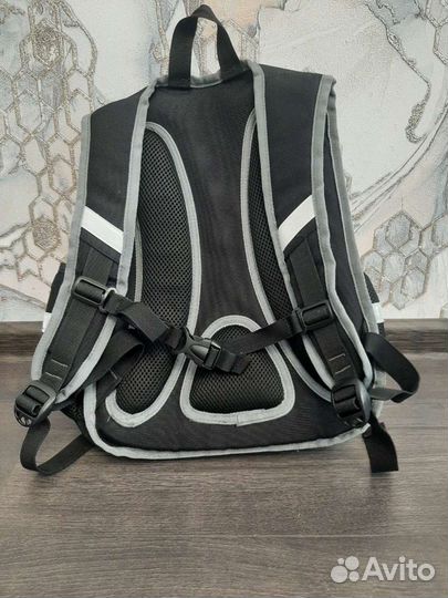 Рюкзак школьный для мальчика ортопедический