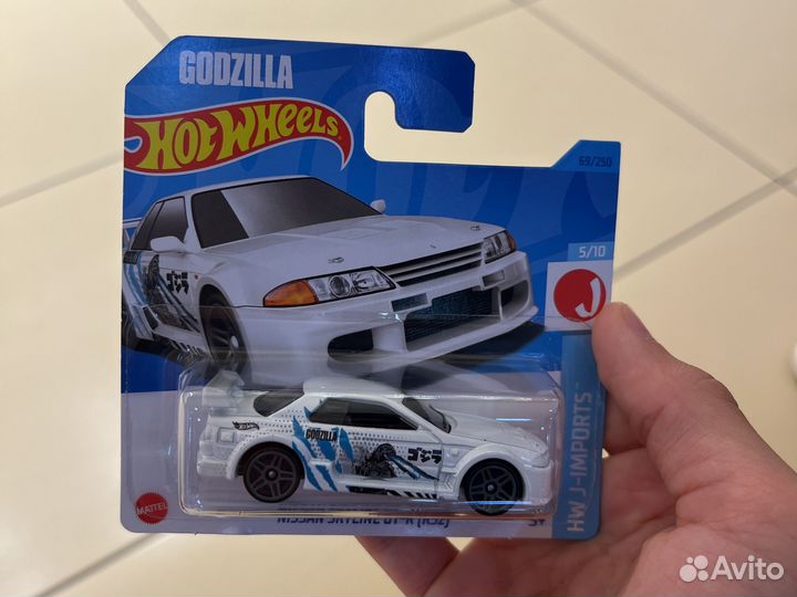 Nissan gtr r32 godzilla hotwheels