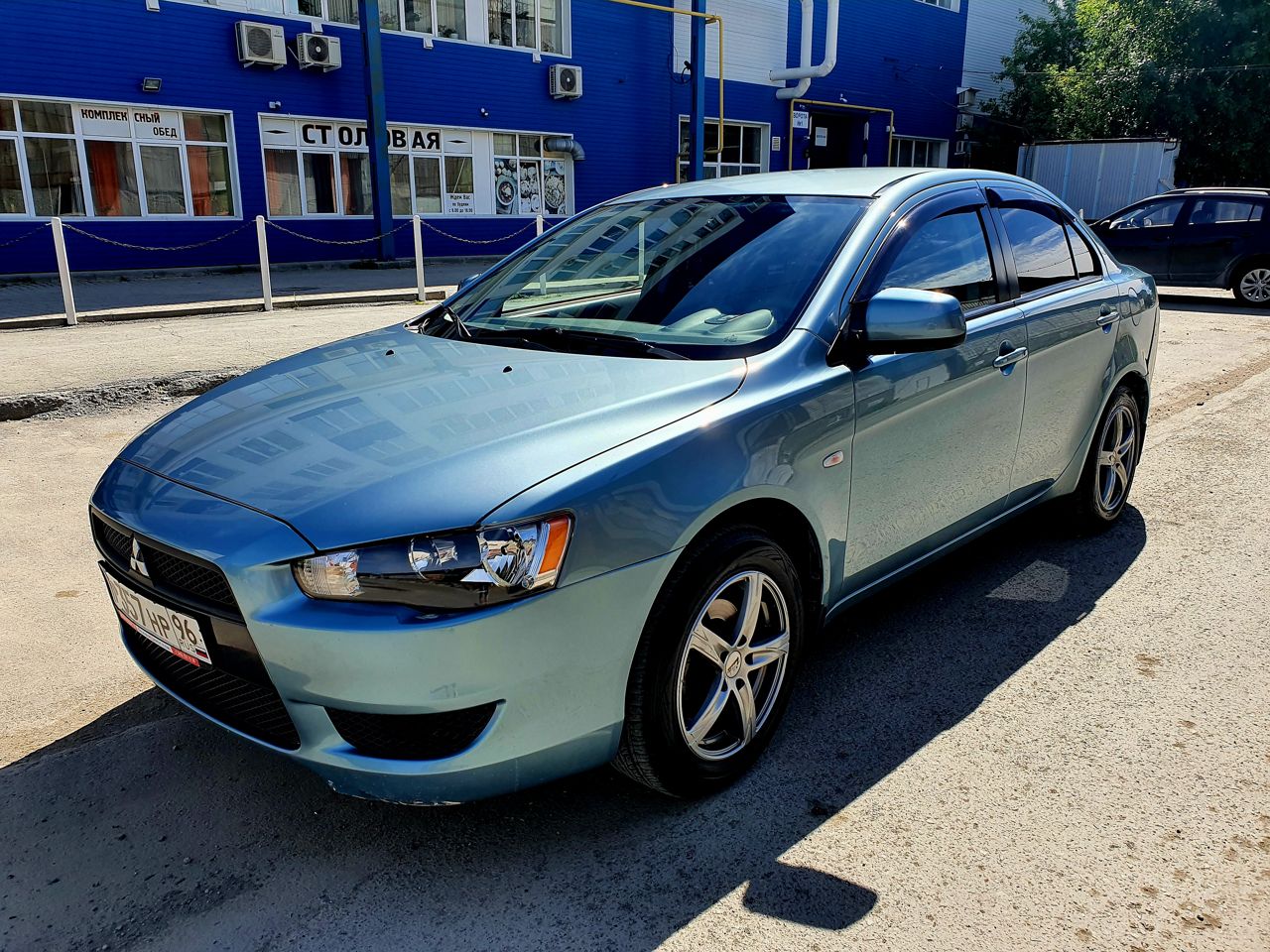 Mitsubishi Lancer: фото владельца