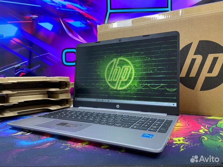 HP i3-1115g4 integral Ram 16 GB 512 GB