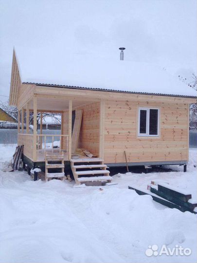 Бригада строителей