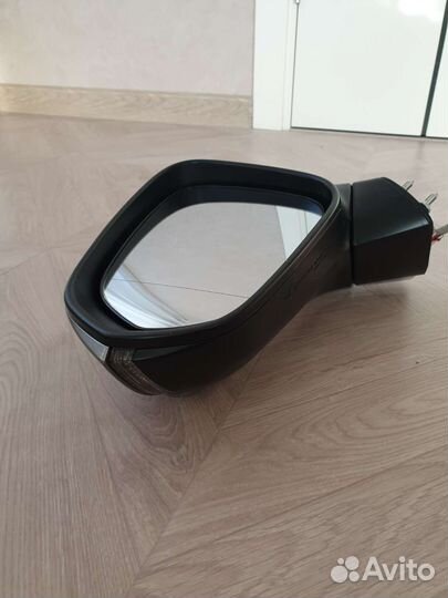 Боковое зеркало Lexus nx200