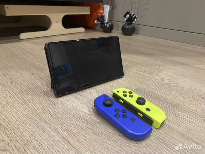 Nintendo switch oled с играми,Предложите свою цену