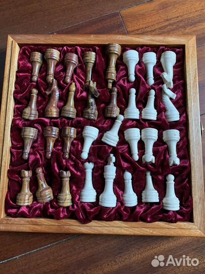 Шахматы из натурального камня ручной работы