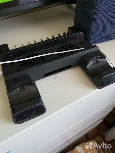 Игровая приставка ps4