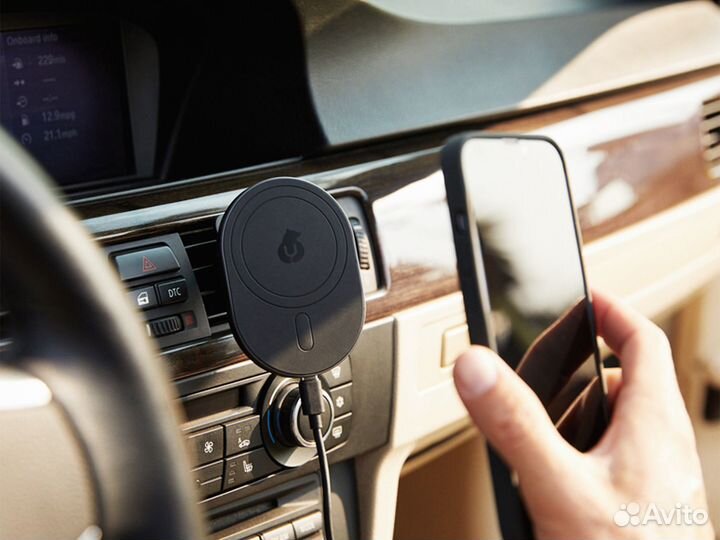 Автомобильный держатель Ubear