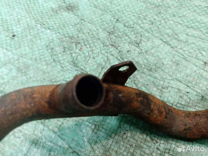 Трубка охлаждения Volkswagen Passat B3