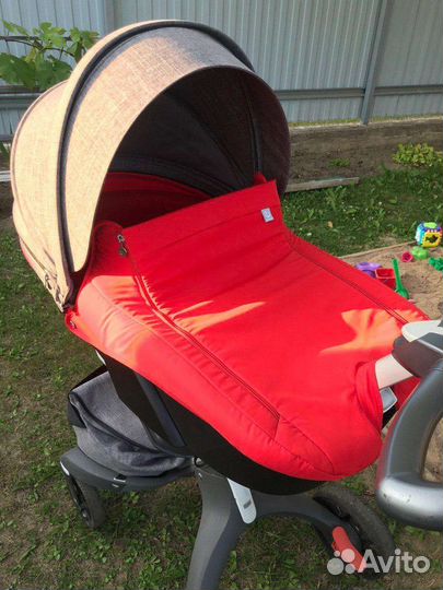 Коляска стокке stokke xplory