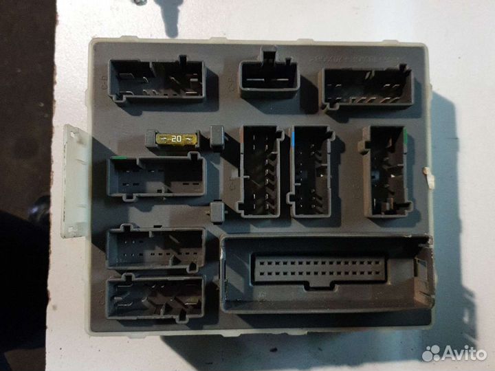 Блок предохранителей салонный форд фокус 1 98-04