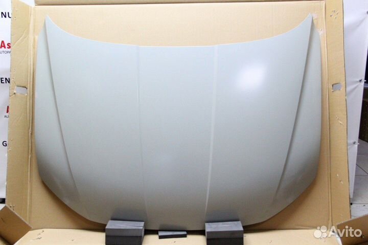 Капот на Hyundai Tucson NX4